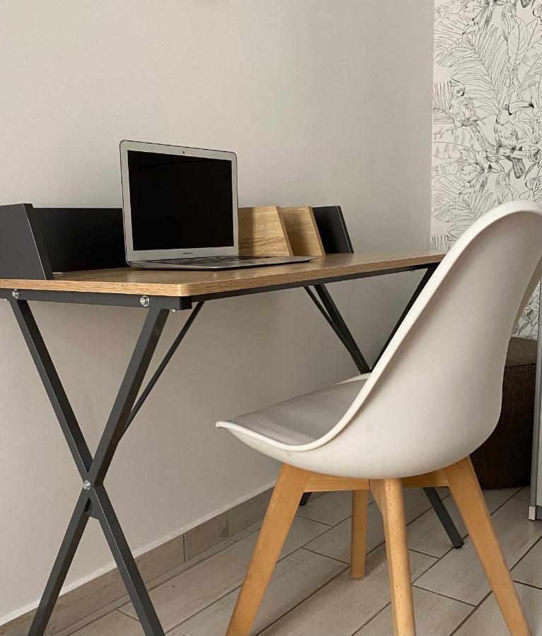 Joli Appartement Hypercentre T2, Classe Meuble De Tourisme 3 Avec Parking Gratuit Apartment