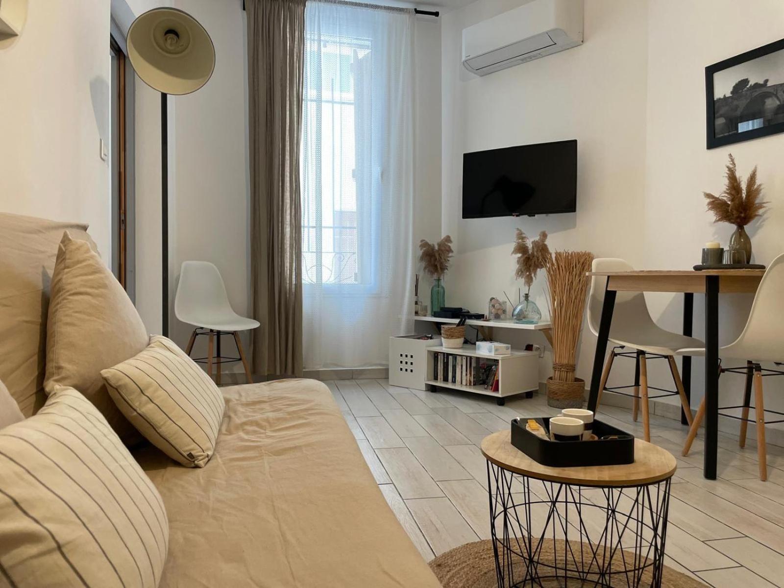 Joli Appartement Hypercentre T2, Classe Meuble De Tourisme 3 Avec Parking Gratuit Apartment