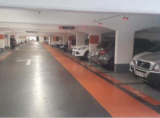 Joli Appartement Hypercentre T2, Classe Meuble De Tourisme 3 Avec Parking Gratuit *